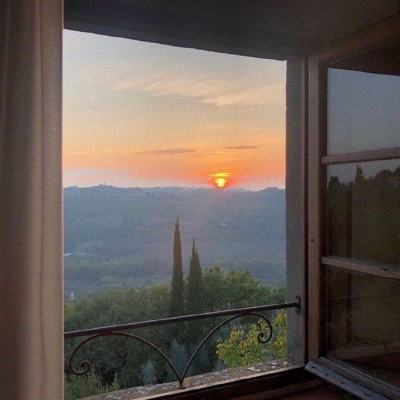 LOL外围官网手机app下载